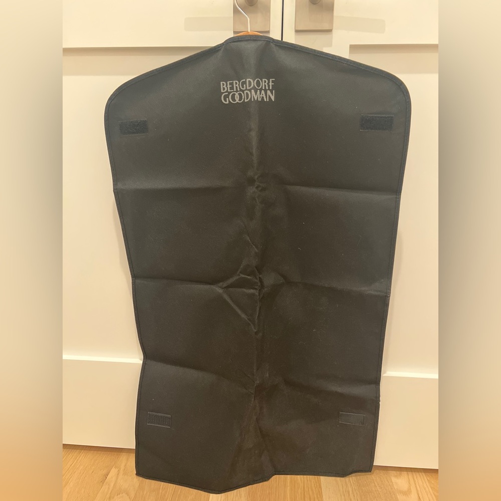 Black Bergdorf Goodman Garment Bag - Picture 2 of 2